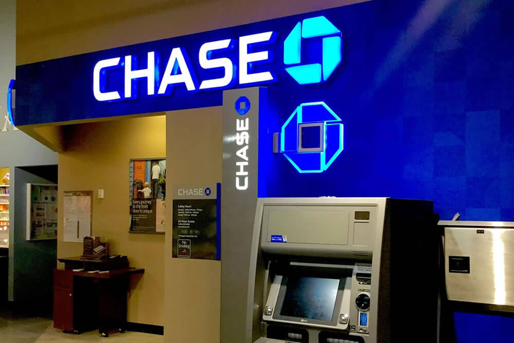 The front of Chase Bank, New Rochelle, NY branch